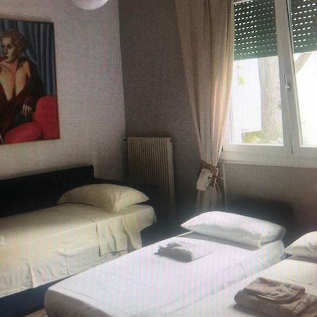 Living Down Town Apartment Bassano del Grappa Bagian luar foto