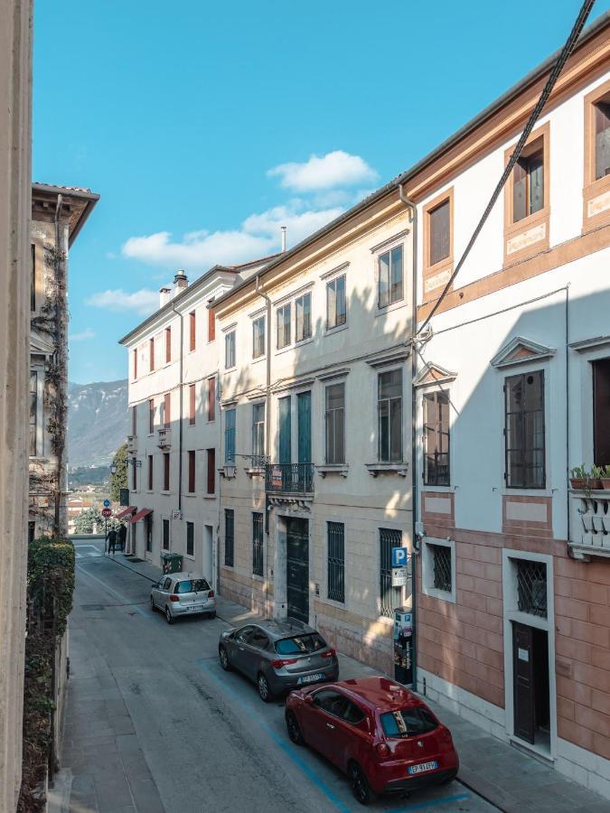 Living Down Town Apartment Bassano del Grappa Bagian luar foto